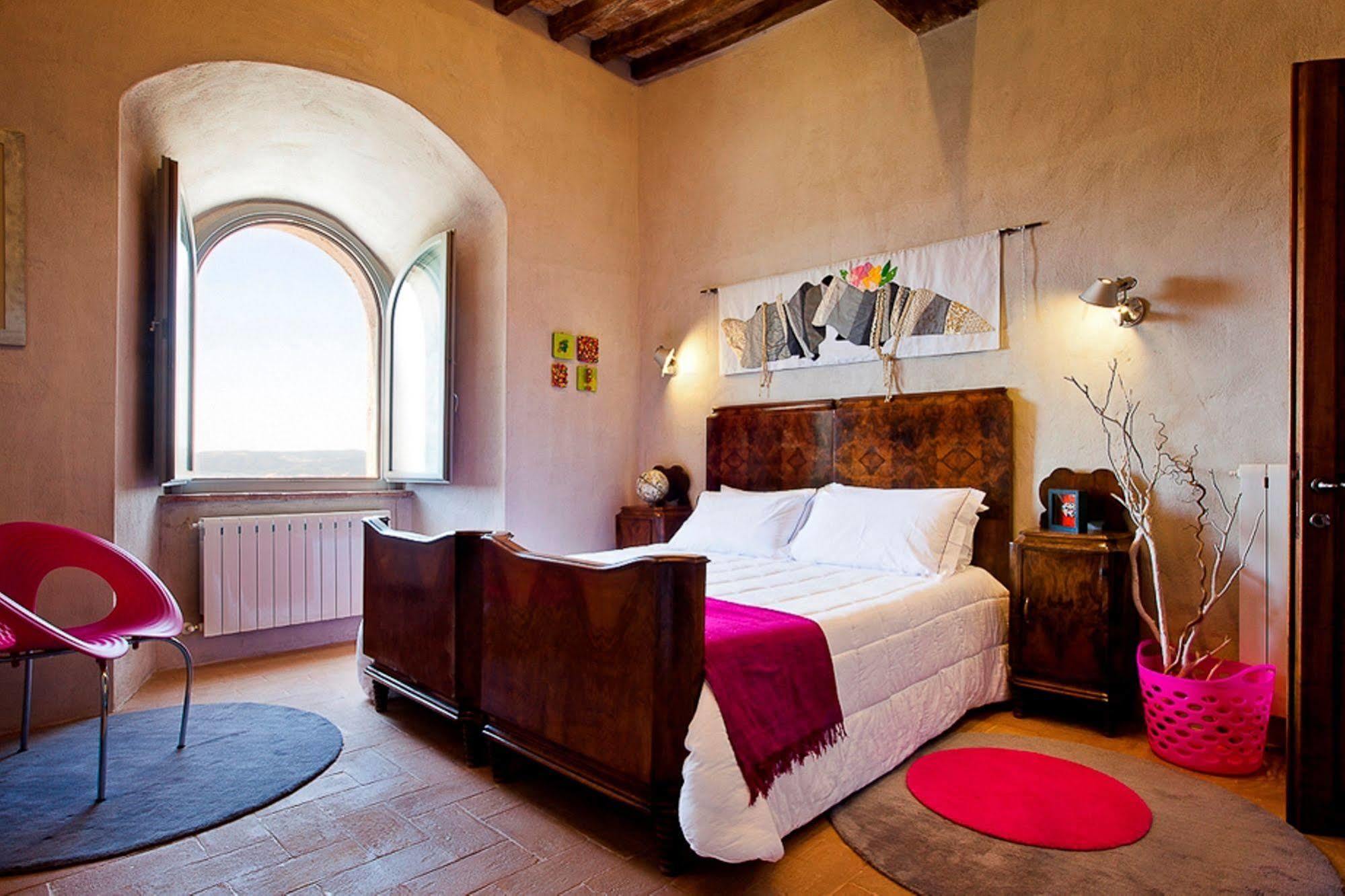 Torre Almonte Aparthotel Todi Exteriör bild